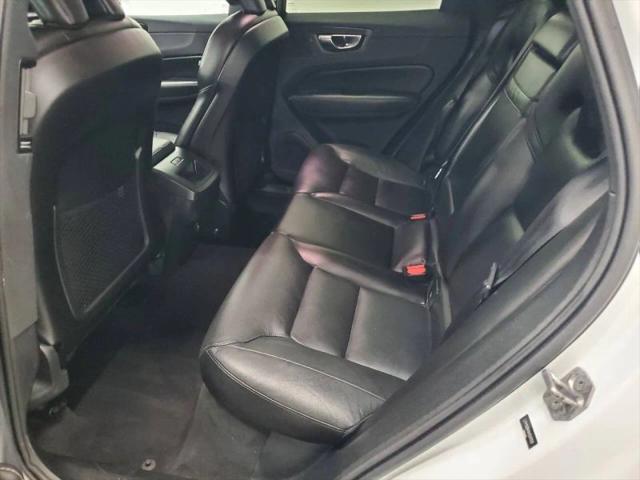 2019 Volvo XC60 T5 Momentum