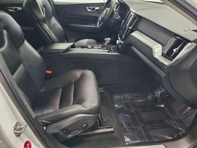 2019 Volvo XC60 T5 Momentum