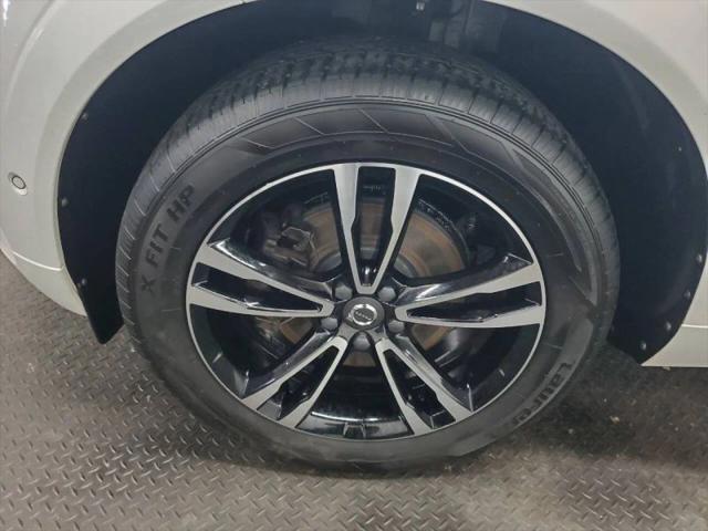 2019 Volvo XC60 T5 Momentum