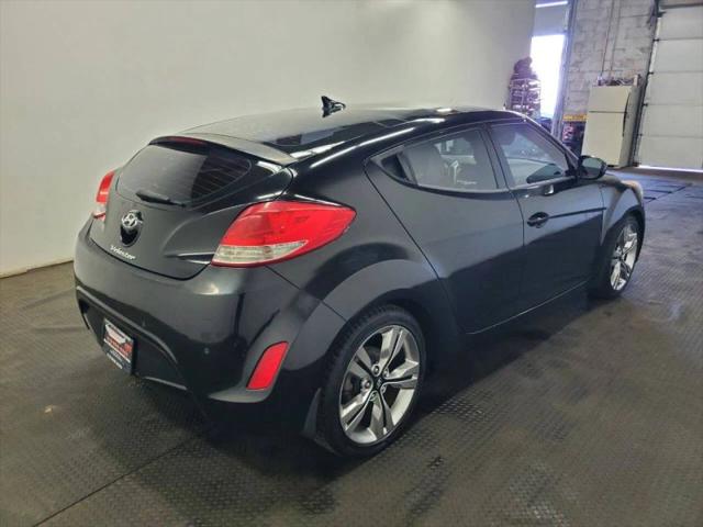 2013 Hyundai Veloster Base w/Gray