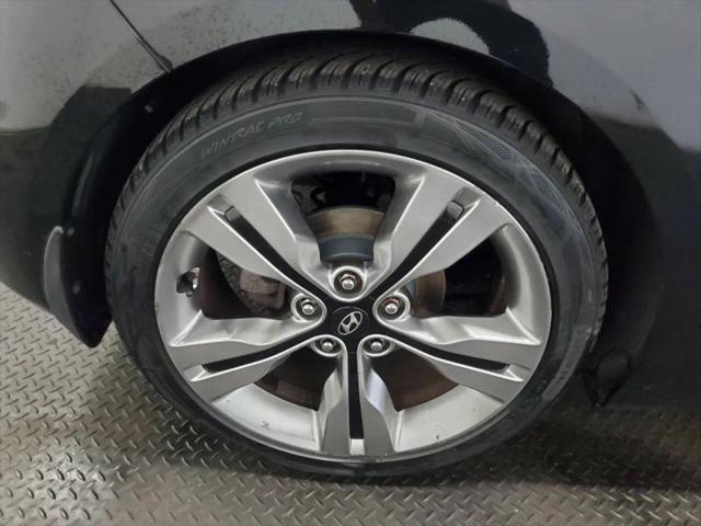 2013 Hyundai Veloster Base w/Gray