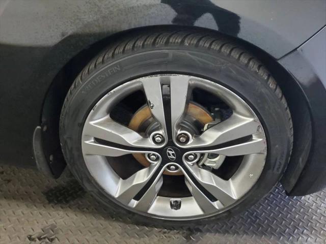 2013 Hyundai Veloster Base w/Gray