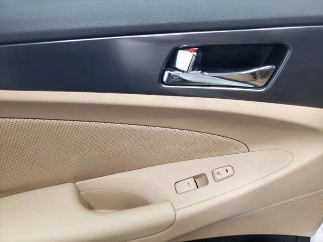 2011 Hyundai Sonata Hybrid Base