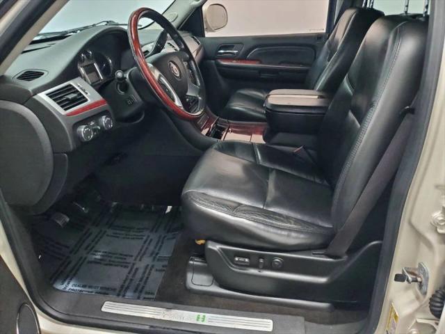 2009 Cadillac Escalade Hybrid Standard