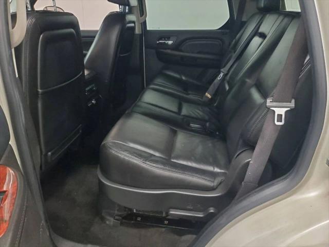 2009 Cadillac Escalade Hybrid Standard