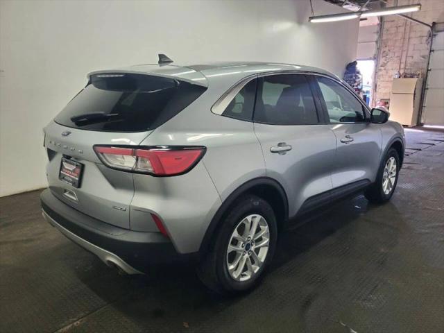 2021 Ford Escape SE Hybrid