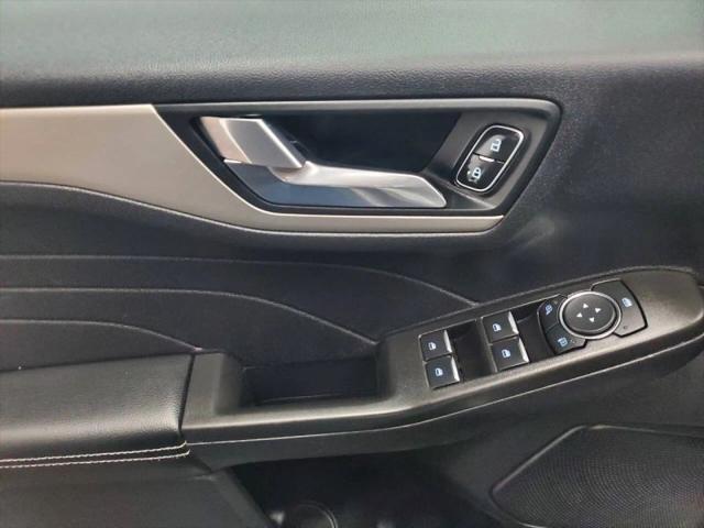 2021 Ford Escape SE Hybrid