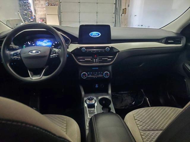 2021 Ford Escape SE Hybrid