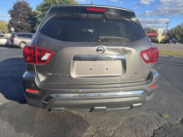2019 Nissan Pathfinder S