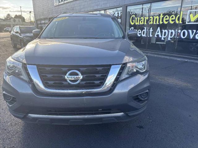 2019 Nissan Pathfinder S