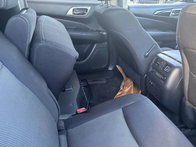 2019 Nissan Pathfinder S