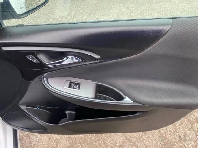 2021 Chevrolet Malibu FWD LT