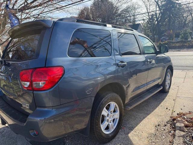2010 Toyota Sequoia SR5 5.7L V8