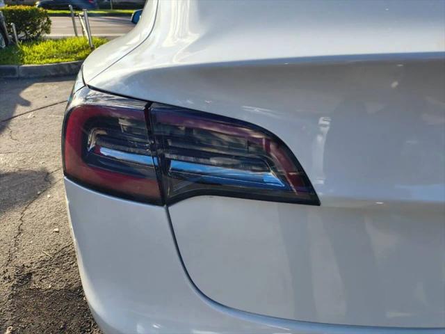 2022 Tesla Model 3 Long Range Dual Motor All-Wheel Drive