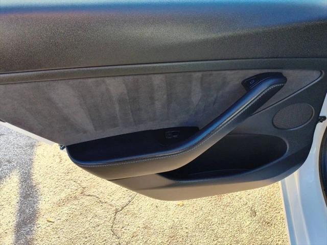 2022 Tesla Model 3 Long Range Dual Motor All-Wheel Drive