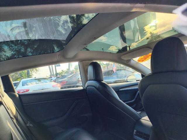 2022 Tesla Model 3 Long Range Dual Motor All-Wheel Drive