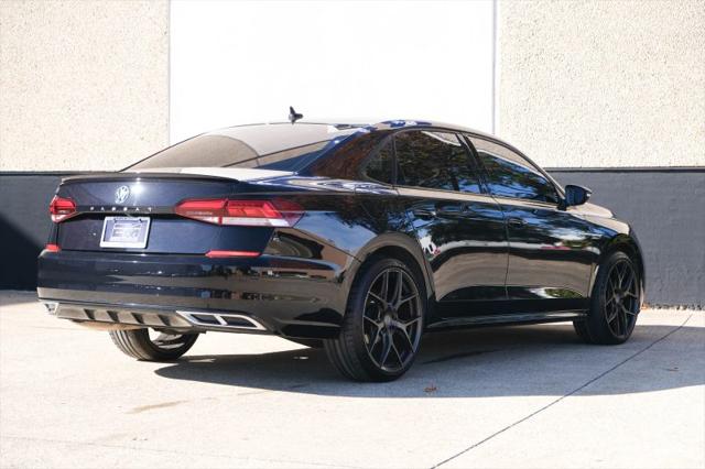 2022 Volkswagen Passat 2.0T R-Line