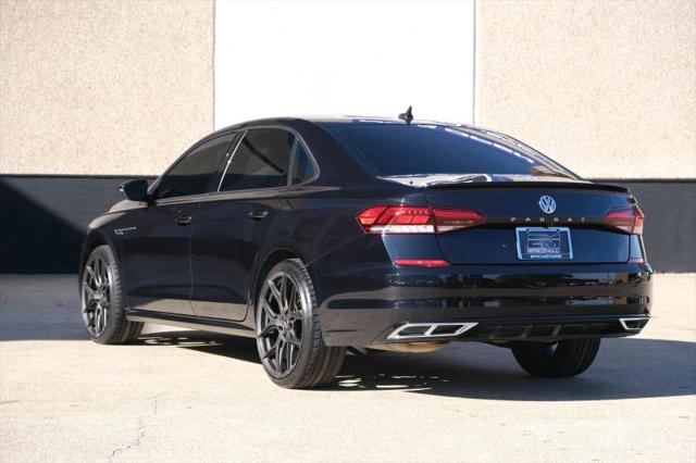 2022 Volkswagen Passat 2.0T R-Line