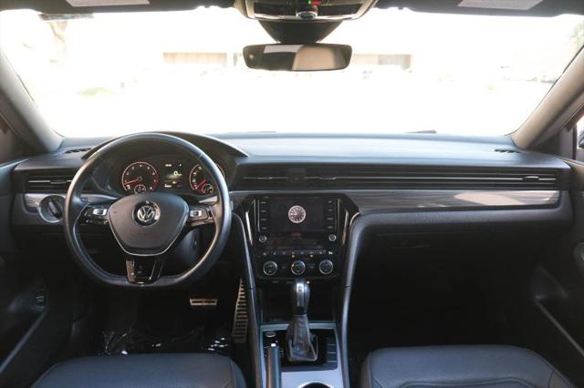 2022 Volkswagen Passat 2.0T R-Line