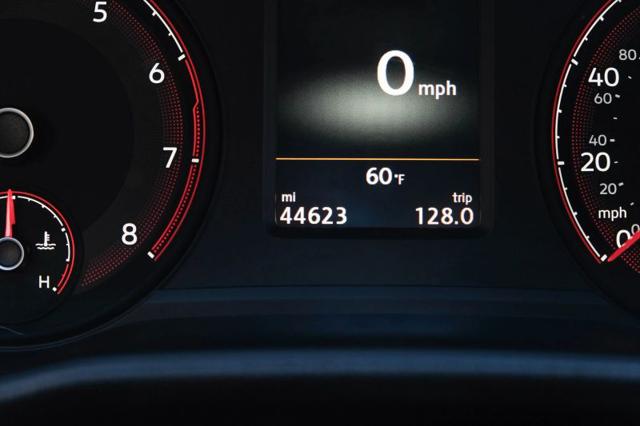 2022 Volkswagen Passat 2.0T R-Line