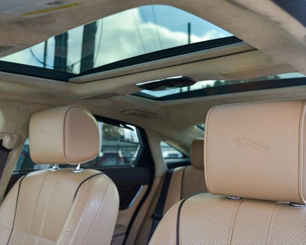 2012 Jaguar XJ XJL Portfolio