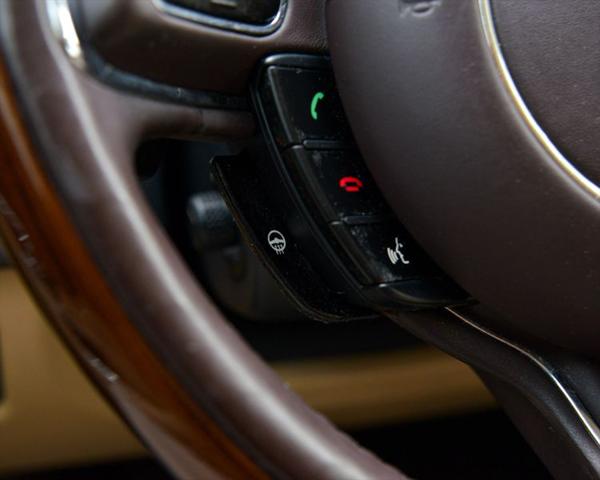 2012 Jaguar XJ XJL Portfolio