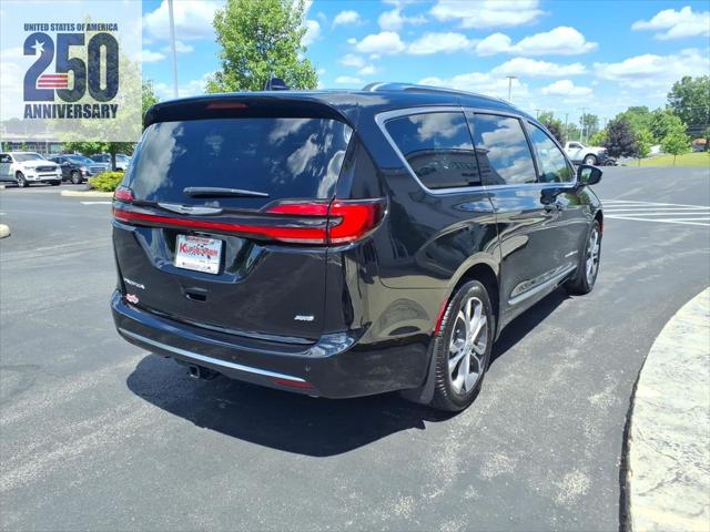 2026 Chrysler Pacifica Pinnacle AWD