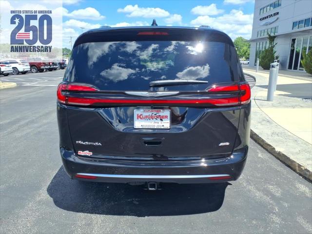 2026 Chrysler Pacifica Pinnacle AWD