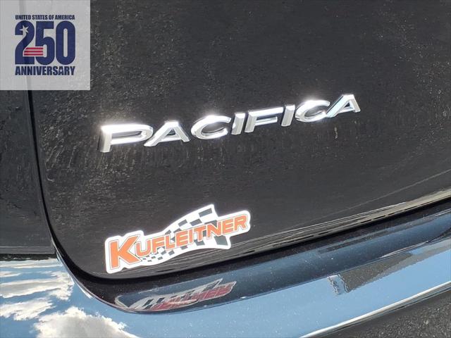2026 Chrysler Pacifica Pinnacle AWD