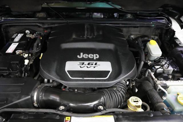 2012 Jeep Wrangler Unlimited Sahara