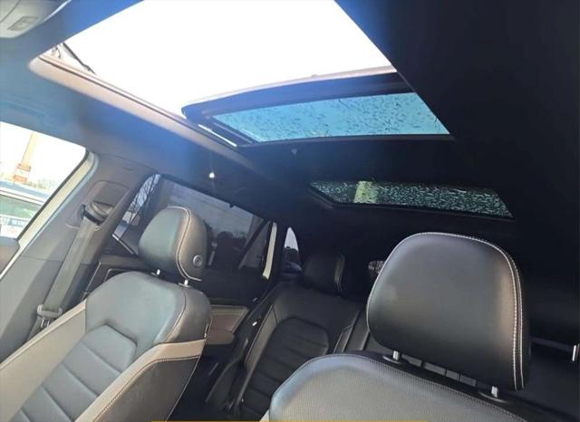 2022 Volkswagen Atlas Cross Sport 3.6L V6 SEL Premium R-Line