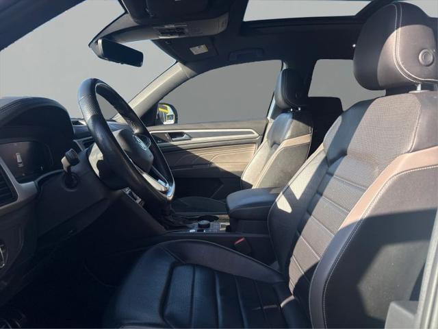 2022 Volkswagen Atlas Cross Sport 3.6L V6 SEL Premium R-Line
