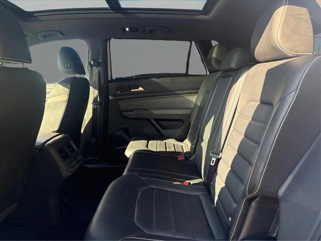 2022 Volkswagen Atlas Cross Sport 3.6L V6 SEL Premium R-Line