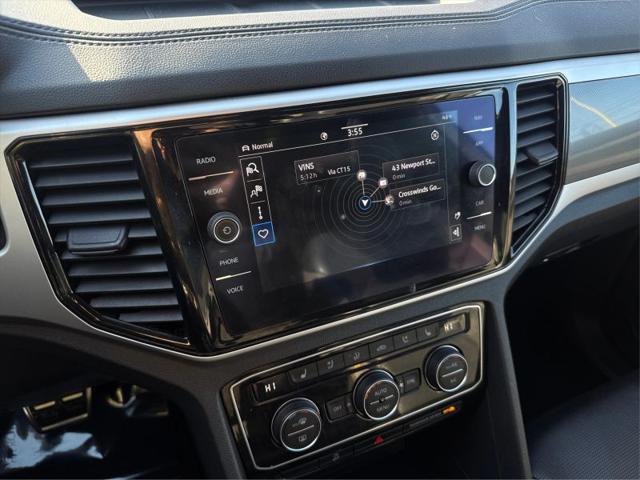 2022 Volkswagen Atlas Cross Sport 3.6L V6 SEL Premium R-Line