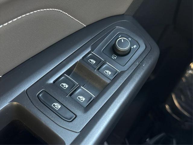 2022 Volkswagen Atlas Cross Sport 3.6L V6 SEL Premium R-Line