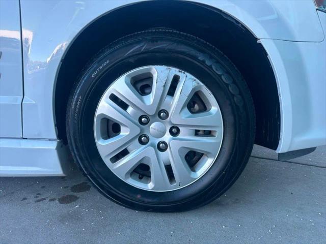 2017 Dodge Grand Caravan SE