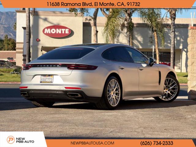 2017 Porsche Panamera 4