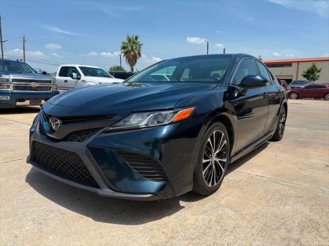 2018 Toyota Camry SE for sale in Houston, TX