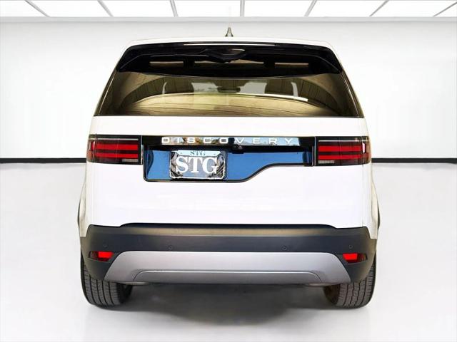2024 Land Rover Discovery P300 S