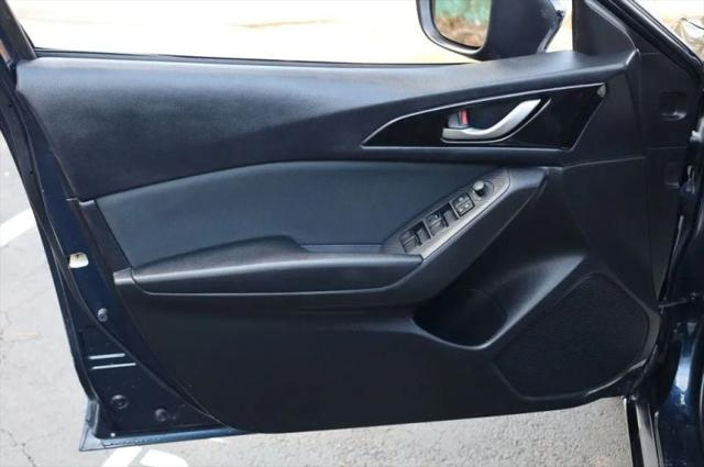 2015 Mazda Mazda3 i Sport