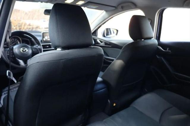2015 Mazda Mazda3 i Sport