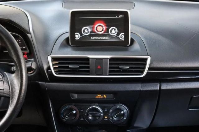 2015 Mazda Mazda3 i Sport