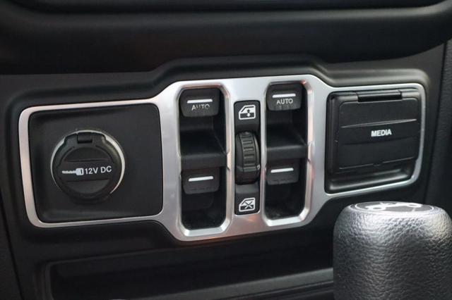 2018 Jeep Wrangler Unlimited Sahara 4x4