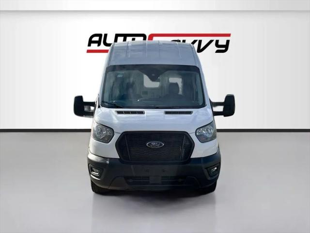 2025 Ford Transit Cargo Van Extended Length w/9 950-lb GVWR