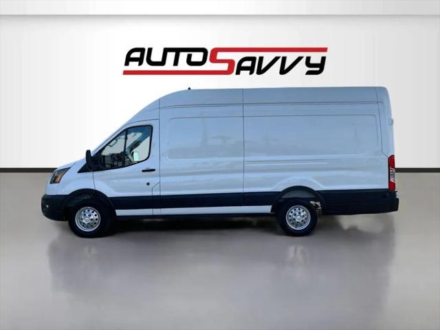 2025 Ford Transit Cargo Van Extended Length w/9 950-lb GVWR