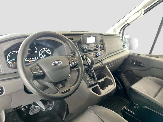 2025 Ford Transit Cargo Van Extended Length w/9 950-lb GVWR