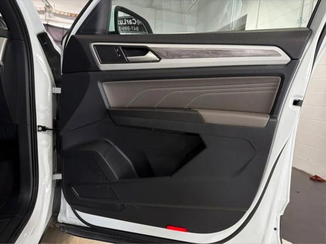 2022 Volkswagen Atlas Cross Sport 3.6L V6 SE w/Technology