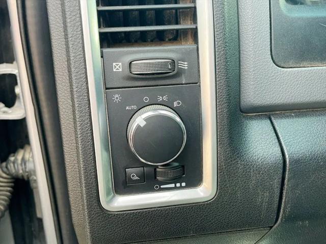 2020 Ram 1500 SLT Crew Cab 4x4 64 Box