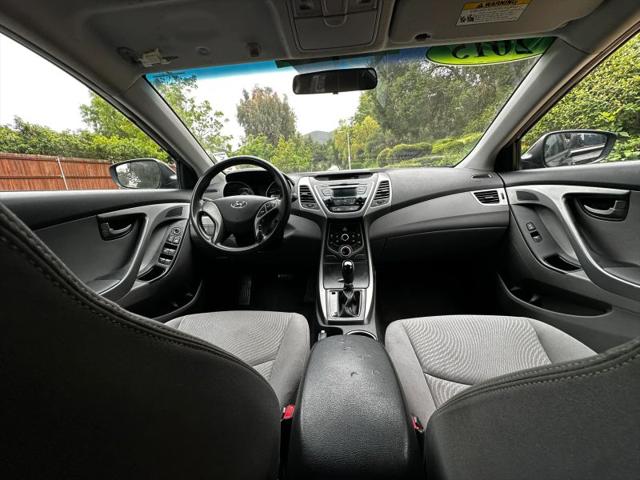 2015 Hyundai Elantra SE
