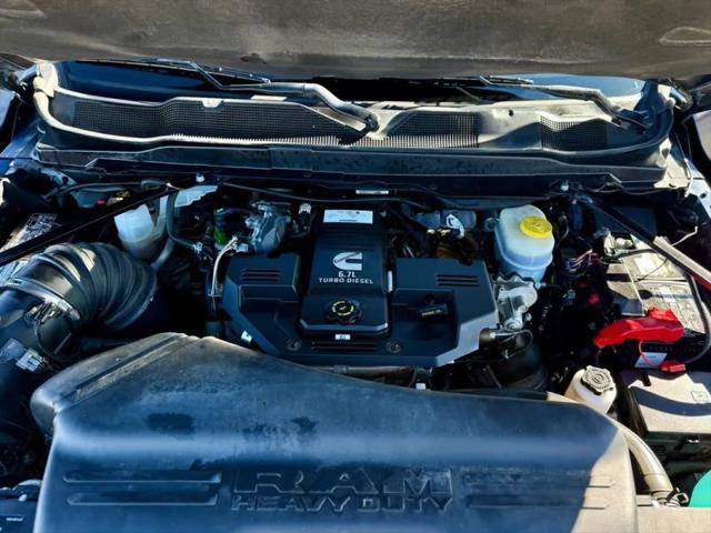 2020 Ram 3500 Laramie Crew Cab 4x4 8' Box